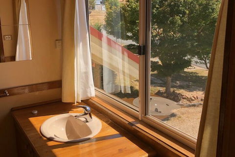 Alpine Stag Lodge Unit 1 - Your Accommodation 7