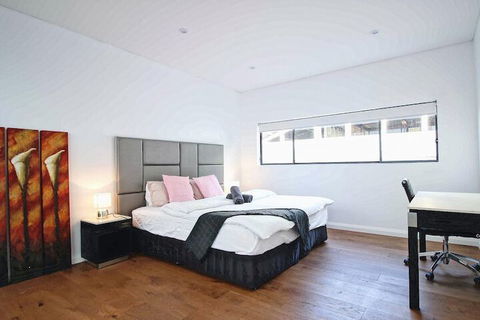 154 Wyndham - Your Accommodation 5