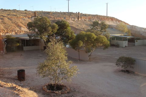 Di's Dugouts - Your Accommodation 3