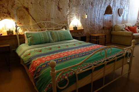 Di's Dugouts - Your Accommodation 7
