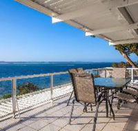 3 Bedroom House Classic View 2 / 49 Victoria Parade FREE WIFI - Your Accommodation