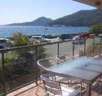 3 Bedroom House Shoal Bay Palm Beach - Your Accommodation