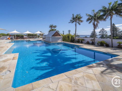 The Oaks Waterfront Resort Unit 502 - Your Accommodation 3