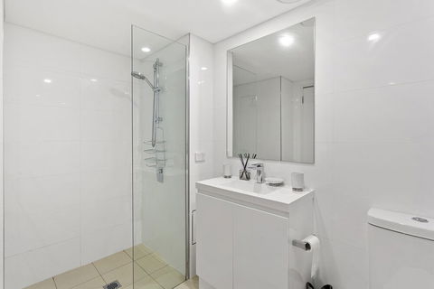 The Shoal Apartments Unit 410 / 4 8 Bullecourt Street - Your Accommodation 5