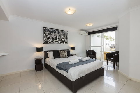 Cottesloe Cove Beach Apartment - Your Accommodation 0