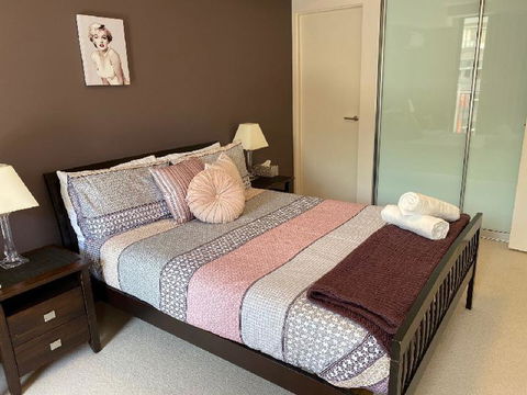 ARENA RESORT STYLE EXEC FREE NETFLIX WIFI WINE - Your Accommodation 4