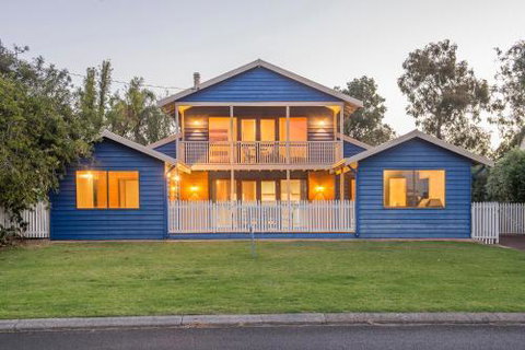 Ultramarine - Your Accommodation 0