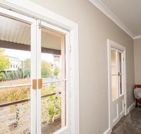 Heritage Bowen Terrace 3 Bed 2 Bath Walk to CBD - Your Accommodation