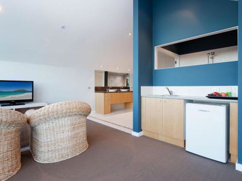 Venabu On Garuwa 20 Garuwa Street Spectacular House With Fabulous Views - Your Accommodation 0
