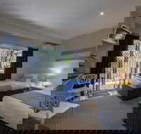 Beach House Bed  Breakfast