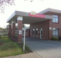 Big Valley Lakeside Paradise Motor Inn - Your Accommodation