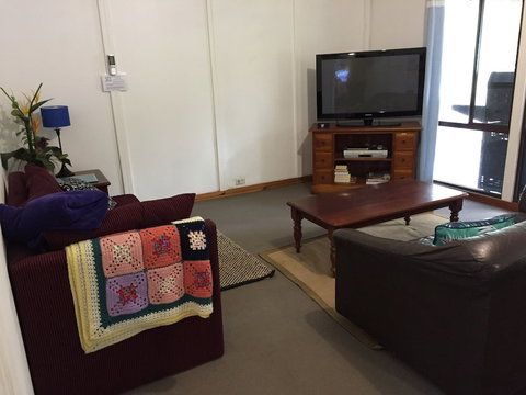 Kerriley Park Farm Stay - Your Accommodation 2