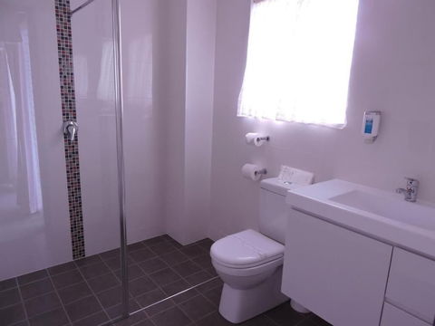 Acacia Snowy Motel - Your Accommodation 4
