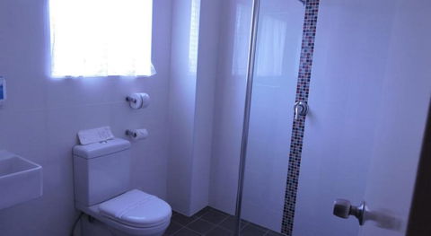 Acacia Snowy Motel - Your Accommodation 5