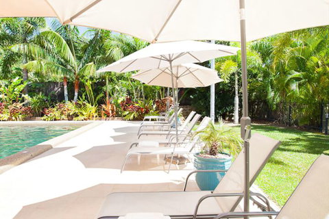 Seaforth Apartments - Your Accommodation 5