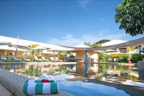 Seaforth Apartments - Your Accommodation 2