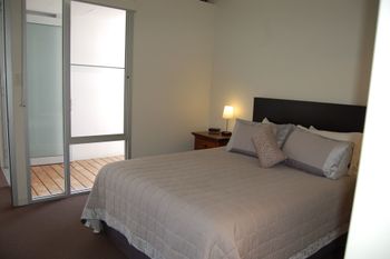 Apartment 9 - Your Accommodation 5