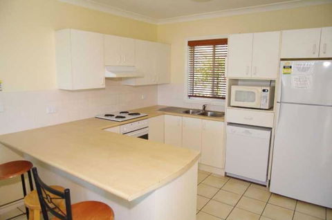 Breakers 1 13 East Street - Your Accommodation 4