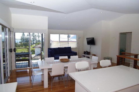 Beach Club 2 5 Gowing Street - Your Accommodation 6