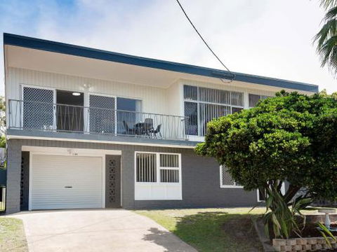The Norburn 3 Norburn Avenue Aircon Boat Parking Close To Water & Clubs - Your Accommodation 6