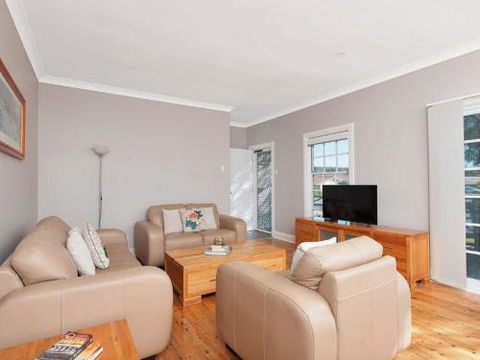 The Croft 11 Boulder Bay Rd Cosy Beach House With Aircon & Only 270m To The Beach - Your Accommodation 3