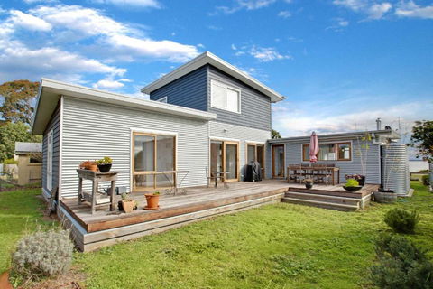 Waterfront Sanctuary Raymond Island Getaway - Your Accommodation 2