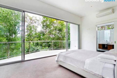 Tranquil Noosa Heads Luxury Home With Private Pool Gym Tennis & Golf - Your Accommodation 0