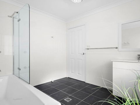 Totalee Coastal - Your Accommodation 4