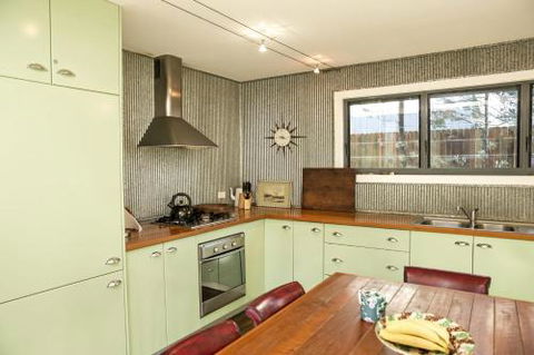 The Watershed At Culburra Beach - Your Accommodation 4