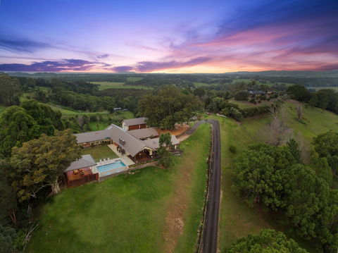 A PERFECT STAY Serene Myocum - Your Accommodation 1