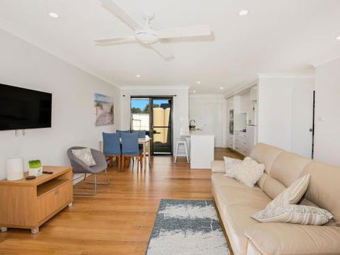 VIlla Zelma Culburra Beach - Your Accommodation 2