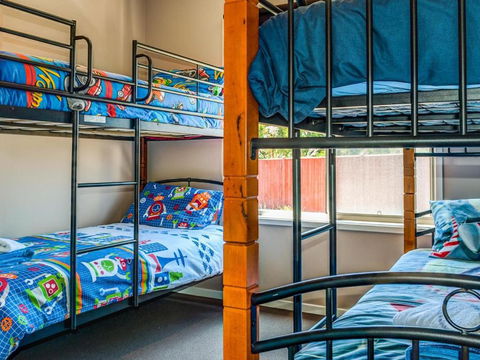 Valencia - Your Accommodation 4
