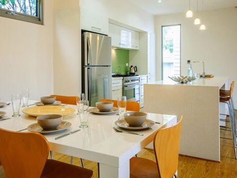 Ironbark On Dolphin - Your Accommodation 1