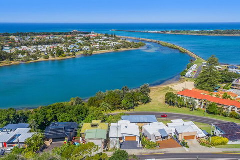 Shawhaven - Your Accommodation 1