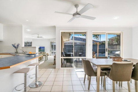 Lazy Days In Lennox - Your Accommodation 4