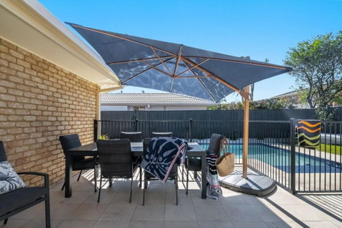Lazy Days In Lennox - Your Accommodation 2