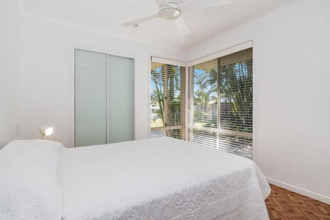 Lazy Days In Lennox - Your Accommodation 6