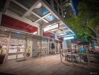RNR North Terrace - Your Accommodation 2
