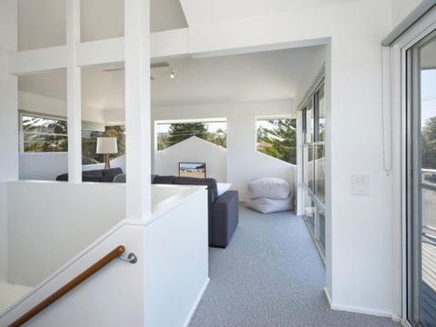 AMETHYST Gerringong 4pm Check Out Sundays - Your Accommodation 1