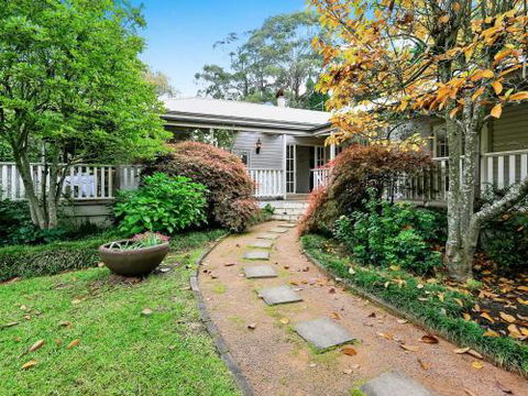 Mirrabooka Burrawang Beautiful Home & 3 Acres Of Gardens In The Southern Highlands - Your Accommodation 5