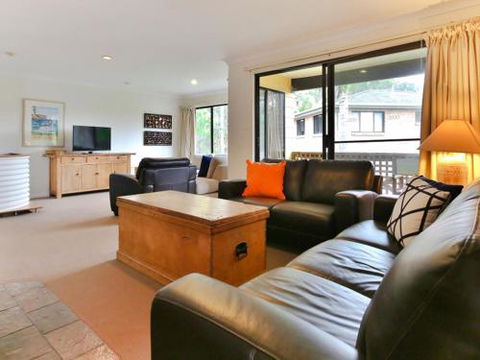 Take Time At Hyams Beach 4pm Check Out Sundays - Your Accommodation 1