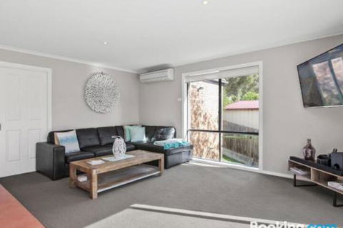 Rye Poolside Escape - Your Accommodation 0