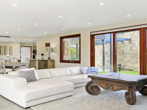 ALPINE LODGE Alpine Southern Highlands 4pm Check Out Sundays - Your Accommodation 5