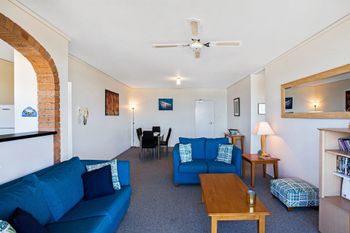 Triview Unit 10 1 Mitchell Street - Your Accommodation 6