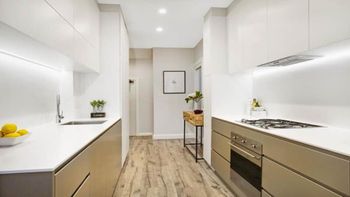 The Apartment Service CRES5 - Your Accommodation 5