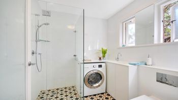 The Apartment Service CRES5 - Your Accommodation 1