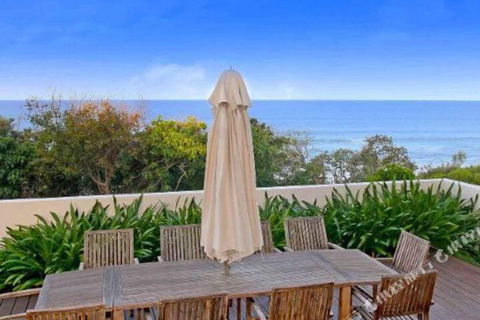 R & W Noosa Holidays 19 The Esplanade - Your Accommodation 1