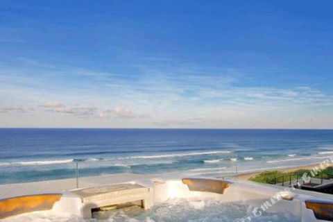 R & W Noosa Holidays 19 The Esplanade - Your Accommodation 2