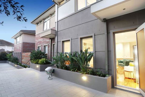 Kew Luxurious Townhouse - Your Accommodation 0