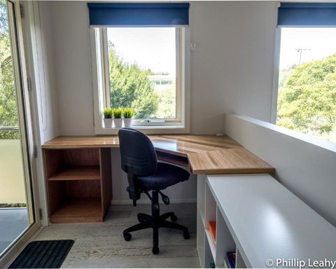 Alices Palace 2 Minute Walk To Lifeguard Patrolled Surf Beach - Your Accommodation 6